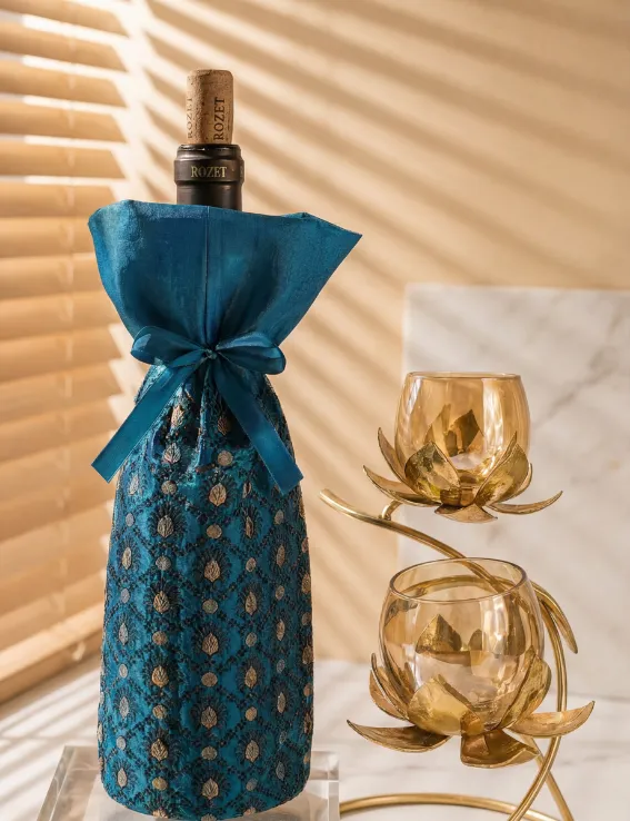 Classic Wine Wrap Potli